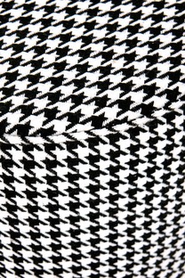 ARUNA pouffe color: black/white/gold