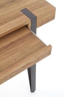 B39 desk