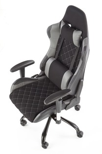 DRAKE o. chair