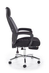 FREEMAN o. chair