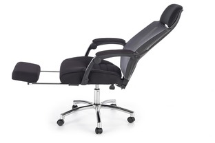 FREEMAN o. chair