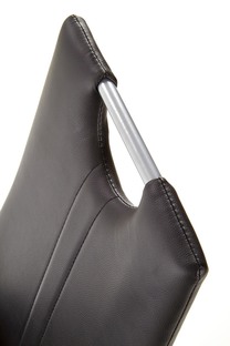 K202 chair, color: black