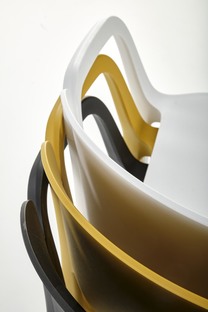 K491 krzesło plastik musztardowy