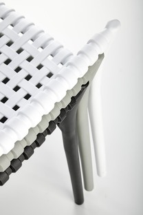 K492 krzesło czarny