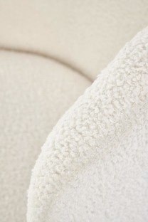 K518 chair, creamy