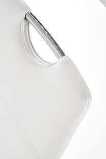 K188 chair color: white