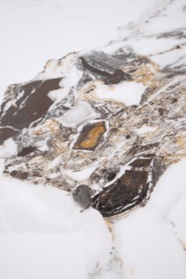 ROSA coffee table, white marble / grey marble / gold