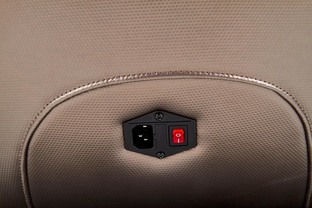 DOPIO massage chair, color: brown / beige