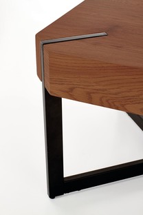 LAVIDA c. table, walnut