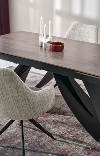 HILARIO extension table, walnut / black