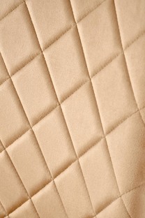 K577 chair beige / black