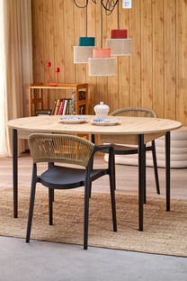 K582 krzesło czarny / naturalny (1p=4szt)