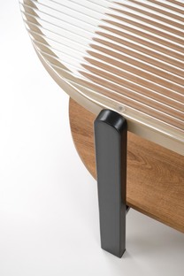 KAMALA c.table, natural / black