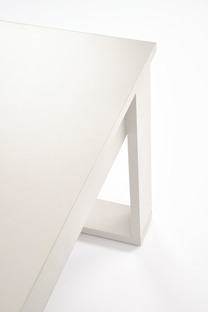 NEA c. table, color: cashmere