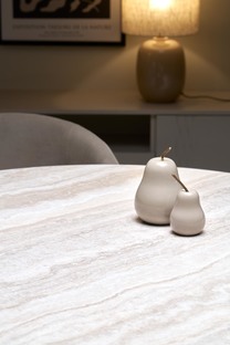ABBOT round table, light travertine