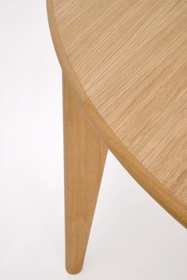 MAGNUS extension table matt natural oak