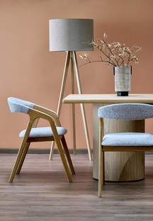 BUENO chair, natural oak / Puente 80