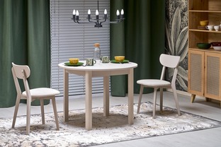 BUGGI 2 chair cashmere / Curio 09